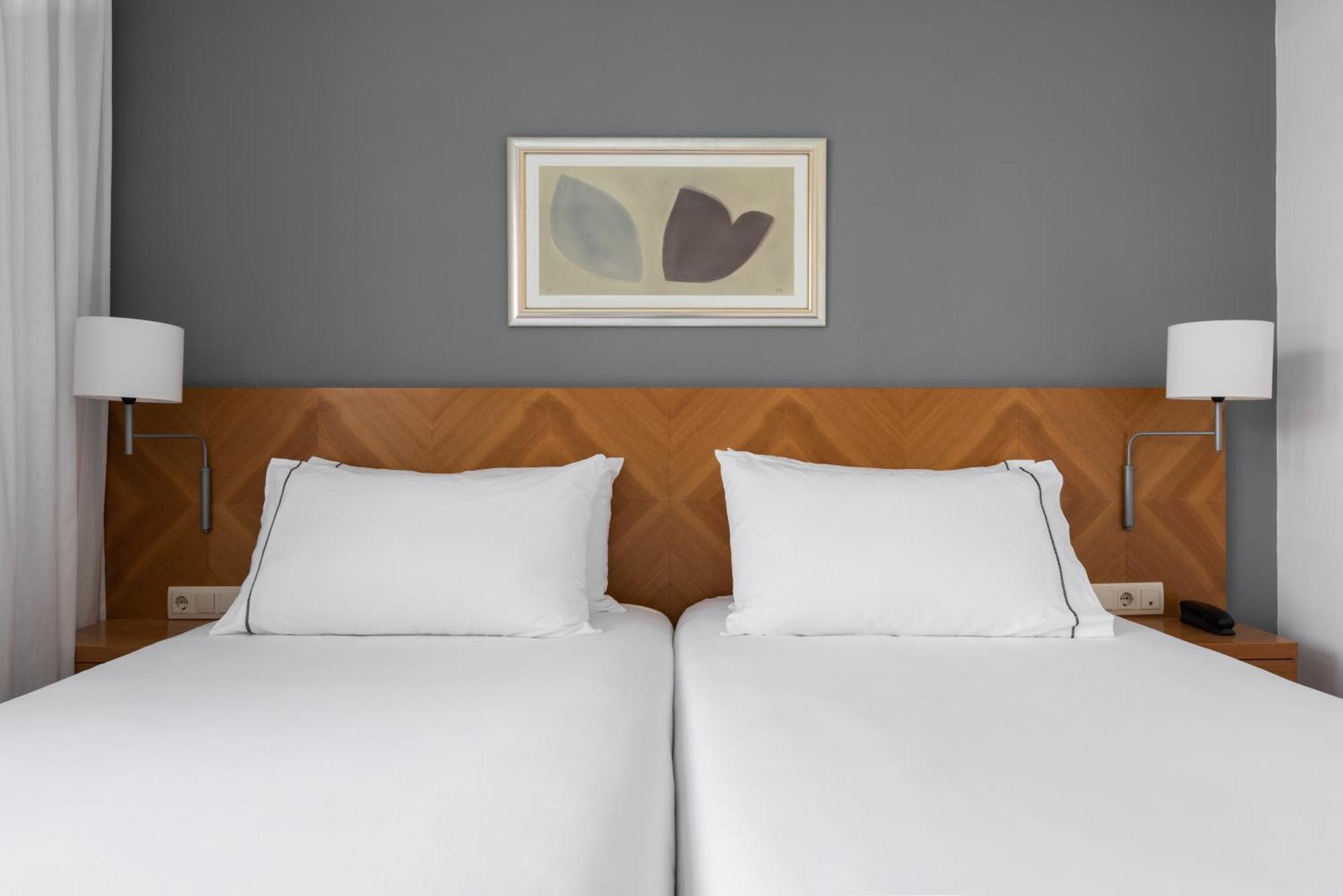 Exe Peregrino Hotel Santiago de Compostella Buitenkant foto