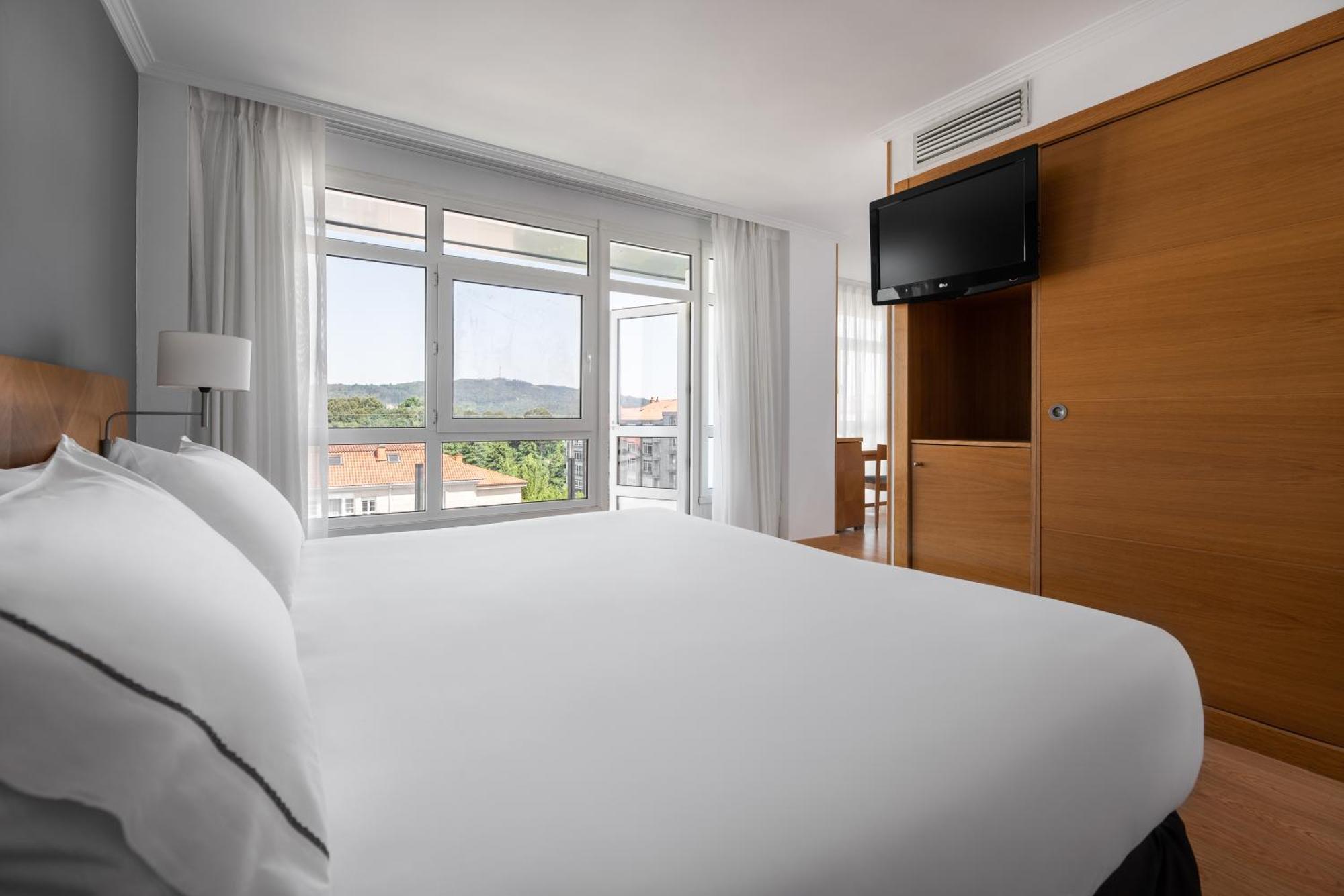 Exe Peregrino Hotel Santiago de Compostella Buitenkant foto